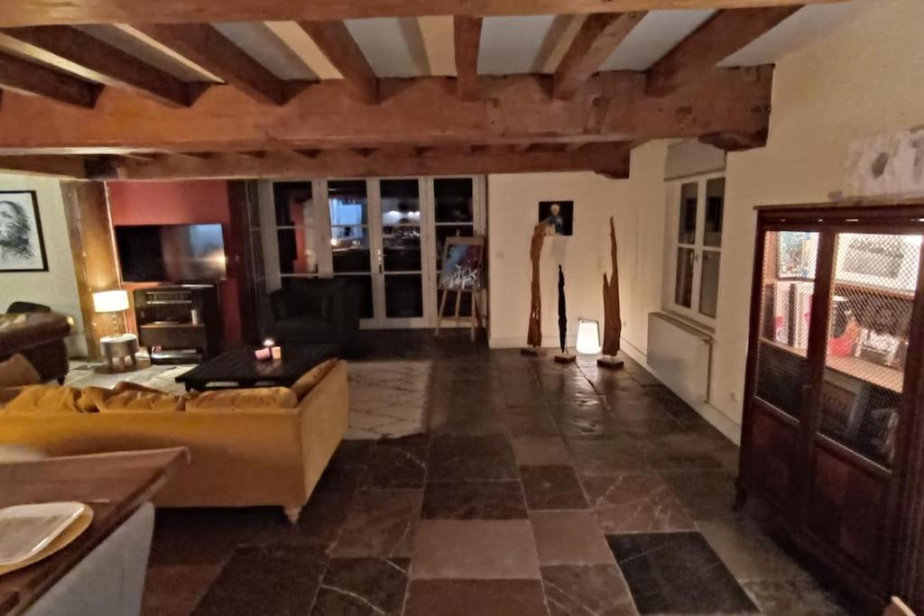 Ferme De Caractere Avec Piscine Et Cheminee Villa Sainghin-en-Melantois Exterior photo