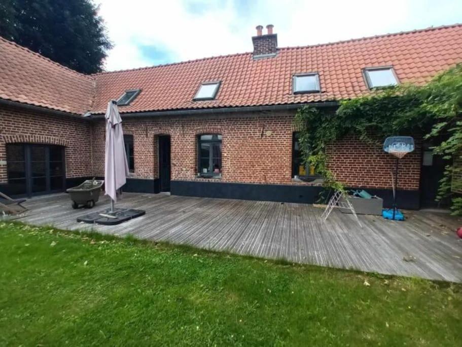 Ferme De Caractere Avec Piscine Et Cheminee Villa Sainghin-en-Melantois Exterior photo